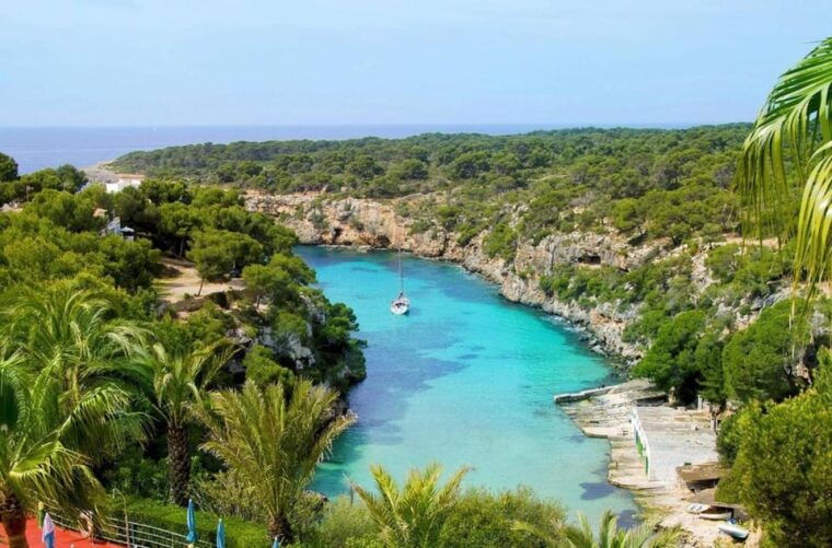 private-day-trip-palma-bay-es-trenc