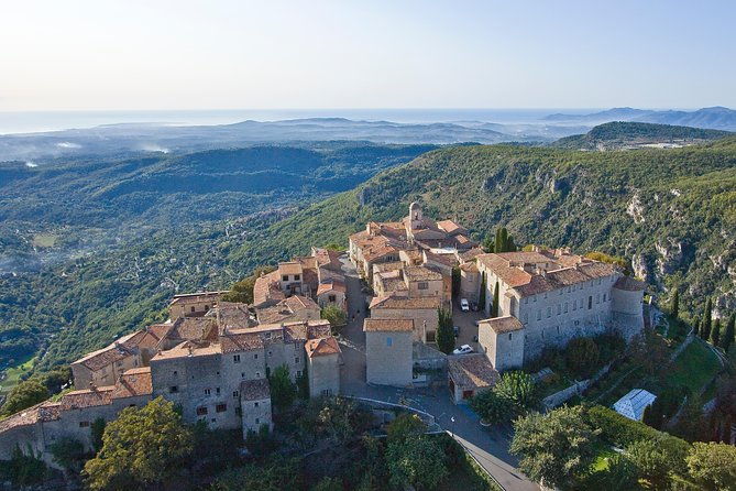 private-day-trip-provence-countryside-by-minivan-from-cannes