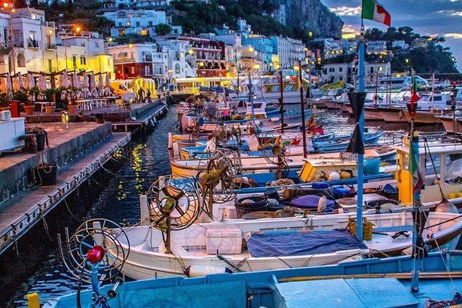 private-ischia-procida-tour-fd-with-a-gozzo-apreamare-35ft