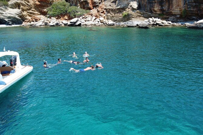private-rib-boat-cruise-snorkeling-lavrio-kithnos-cyclades
