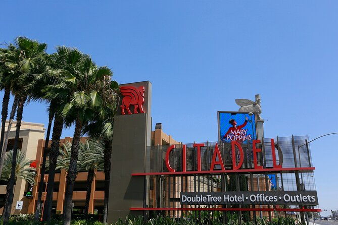private-shopping-tour-from-los-angeles-to-citadel-outlets