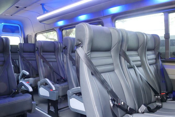 private-shuttle-transfer-from-liberia-airport-to-planet-hollywood-beach-resort