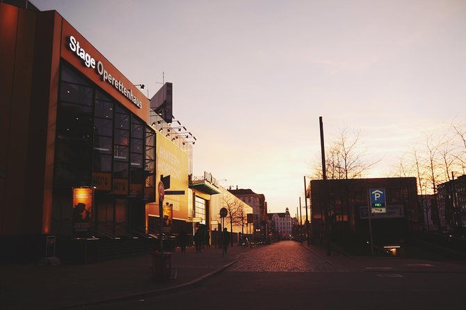 private-tour-hamburg-st-pauli-nightlife-district
