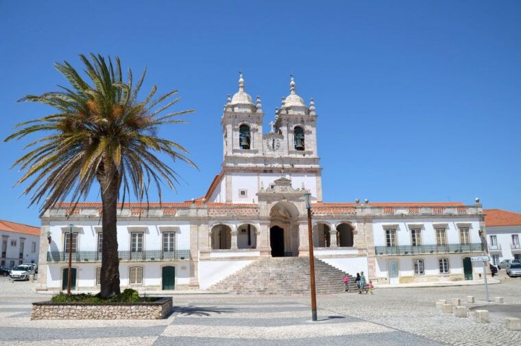 private-tour-to-fatima-obidos-batalha-and-nazare