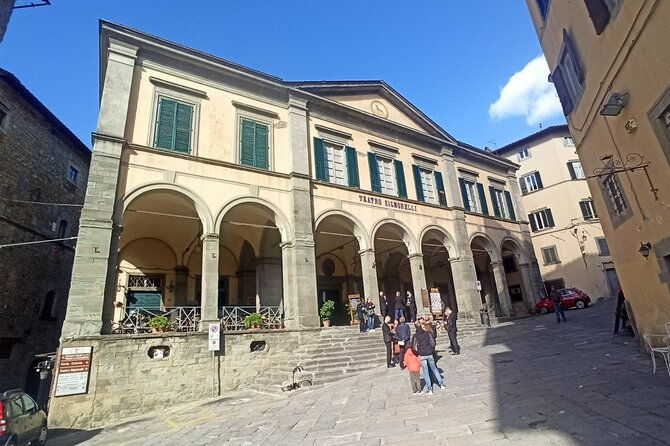 private-transfer-from-assisi-to-florence-with-stops-in-cortona-montepulciano