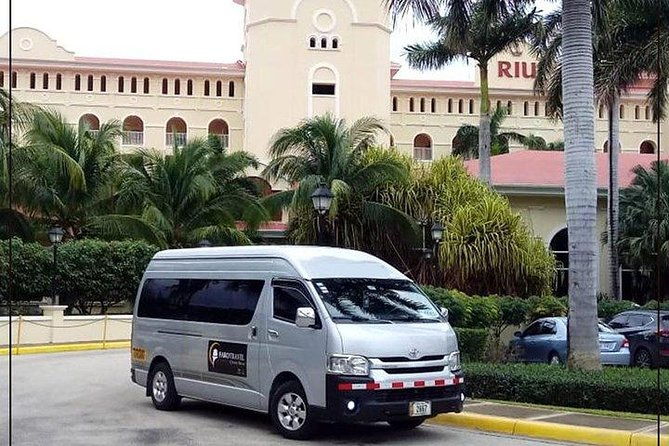 private-transport-from-liberia-intl-airport-to-la-fortuna-de-arenal