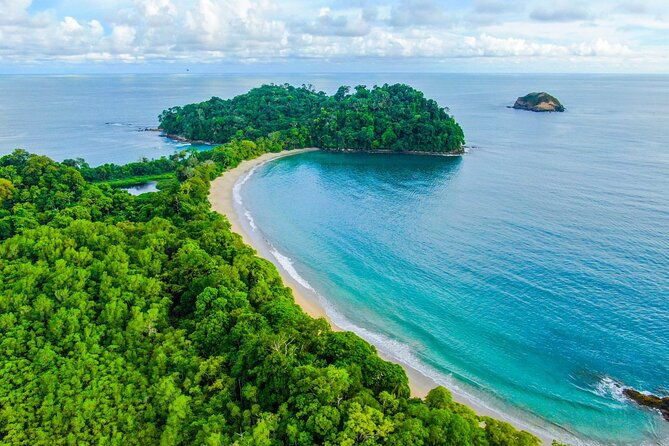 private-transportation-from-manuel-antonio-to-liberia-airport