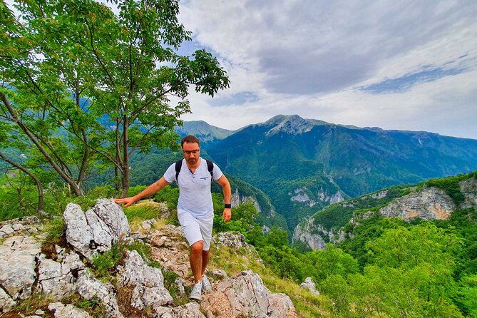 private-umoljani-village-lukomir-village-hike