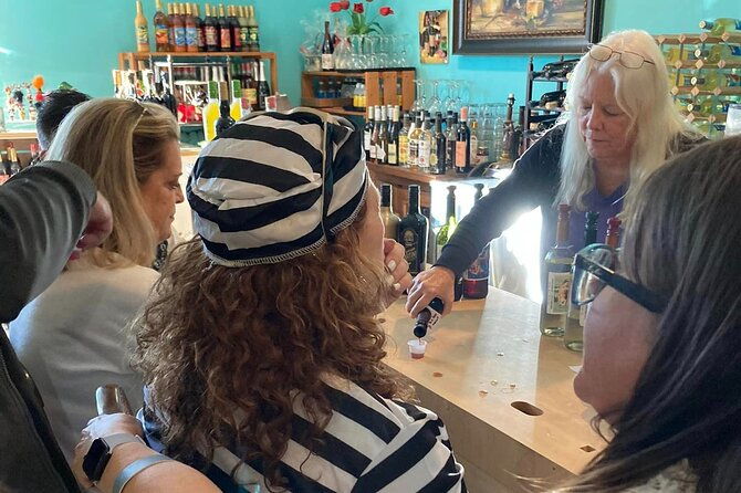 private-wine-tasting-and-true-crime-tour-in-largo-florida