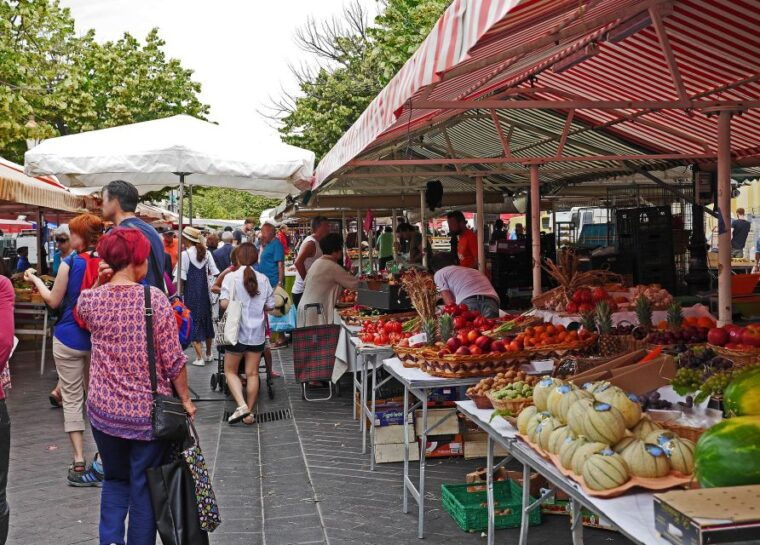 provence-day-saint-tropez-grimaud-village-wine-tasting