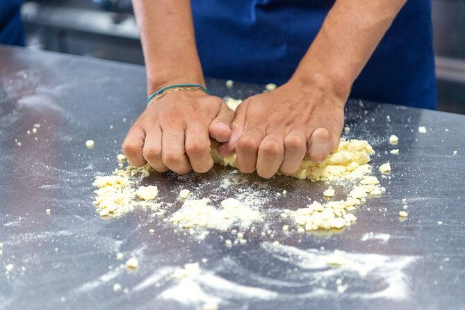 ravioli-tagliatelle-and-tiramisu-cooking-experience