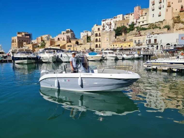 rent-a-boat-for-half-a-day-in-august-in-castellammare-del-golfo-q19
