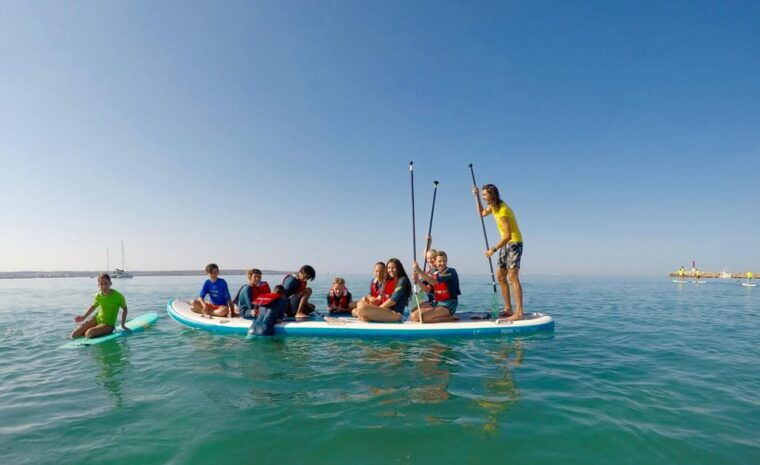rent-a-giant-stand-up-paddle-xxl-for-groups