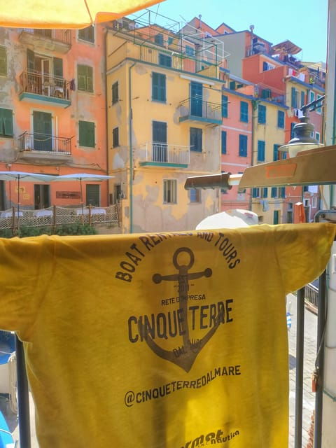 riomaggiore-cinque-terre-daytime-cruise-with-snorkeling