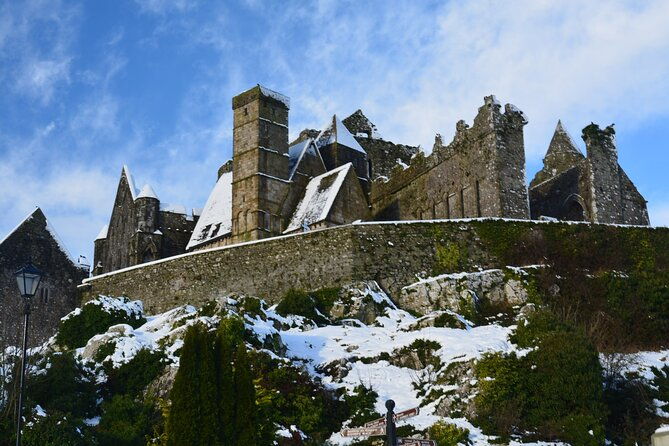 rock-of-cashel-cahir-blarney-castle-tour-from-dublin