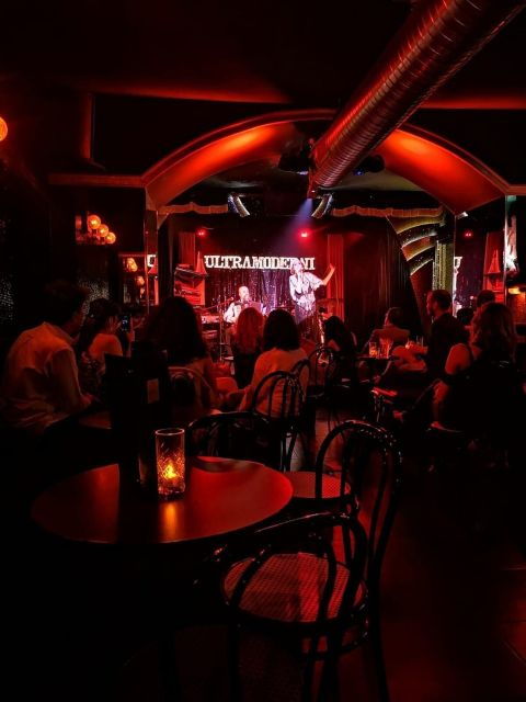 rome-night-life-walking-tour-and-burlesque-show-entry