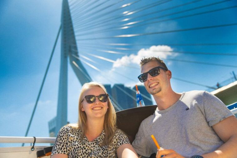 rotterdam-harbor-cruise-with-live-guide
