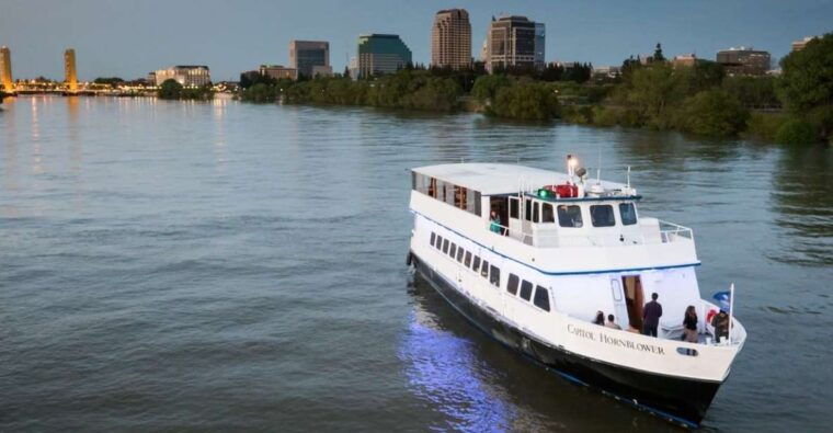 sacramento-new-years-eve-rock-the-yacht-cruise-2