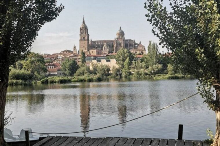 salamanca-guided-sightseeing-tour-by-bicycle