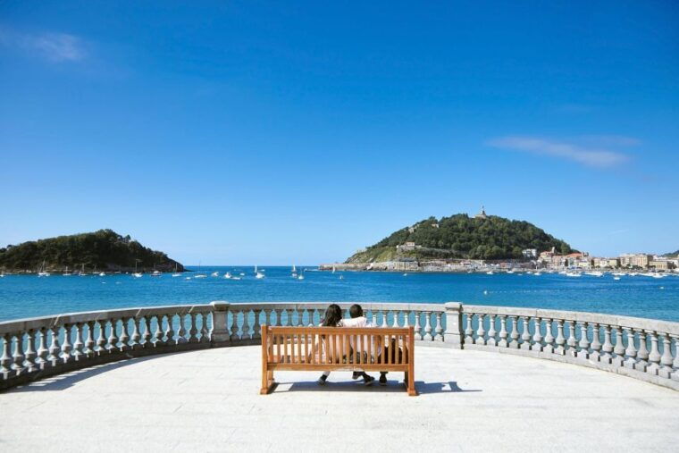 san-sebastian-express-walk-with-a-local-in-60-minutes