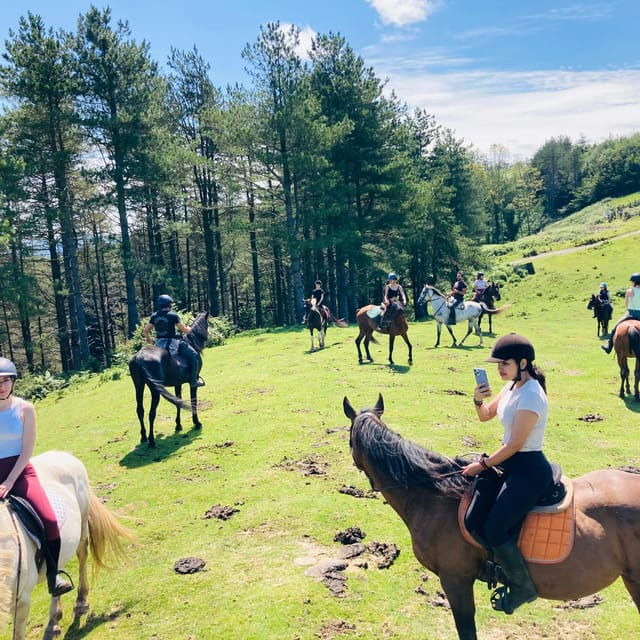 san-sebastian-horseback-riding-traditional-delights