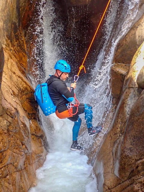 san-teodoro-canyoning-in-rio-pitrisconi-with-4x4-transfer