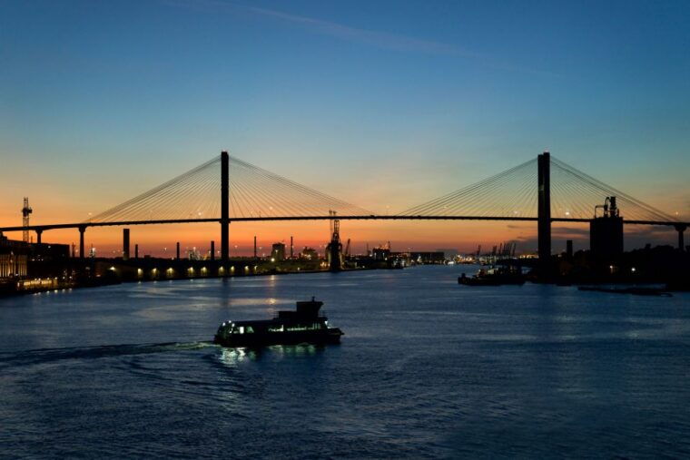 savannah-buffet-dinner-cruise-with-live-entertainment