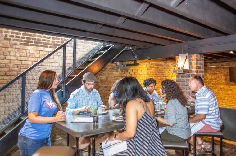 savannah-local-favorites-walking-food-tour