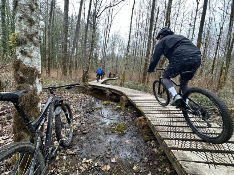seattle-half-day-all-inclusive-mountain-bike-tour
