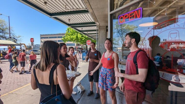 seattle-pike-place-market-gourmet-food-tour