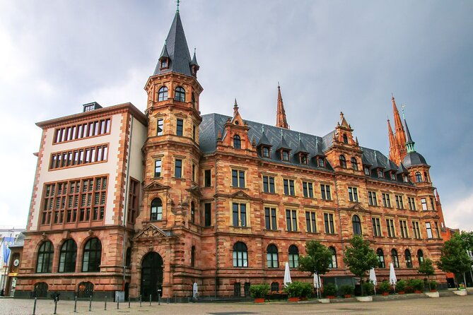 self-guided-scavenger-hunt-and-city-game-in-wiesbaden