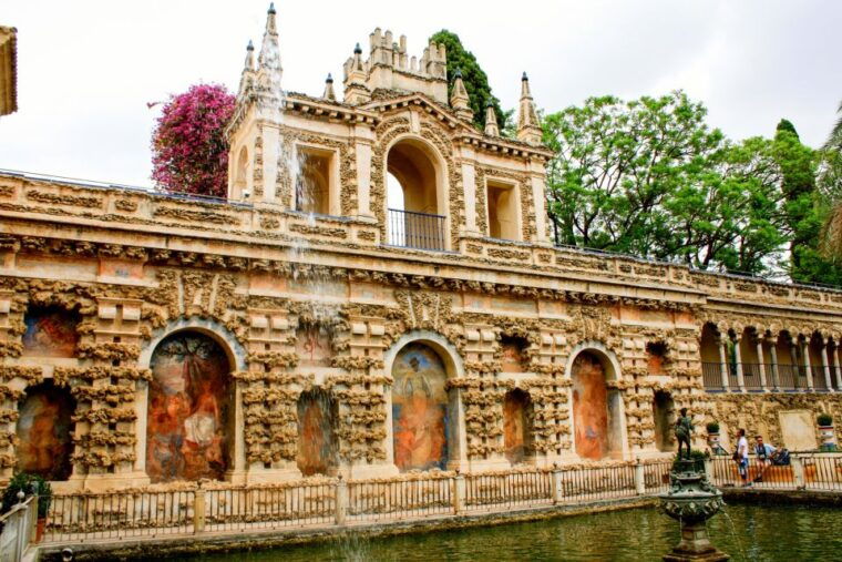 seville-alcazar-skip-the-line-guided-tour-with-tickets