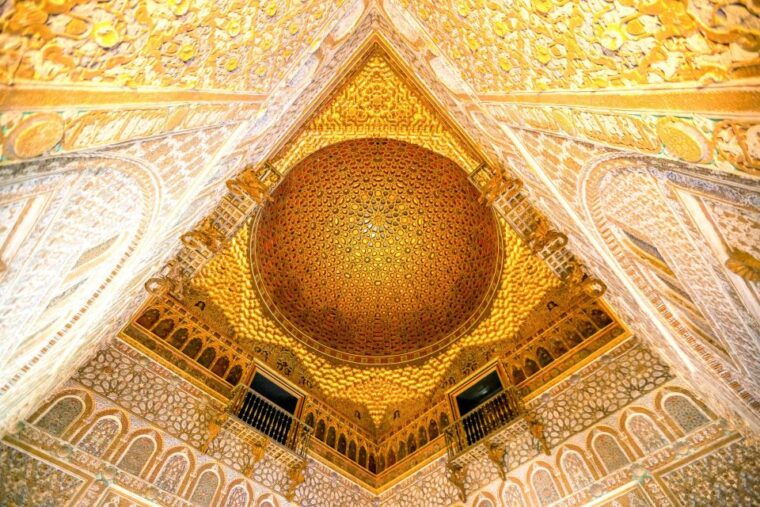 seville-cathedral-giralda-and-royal-alcazar-guided-tour