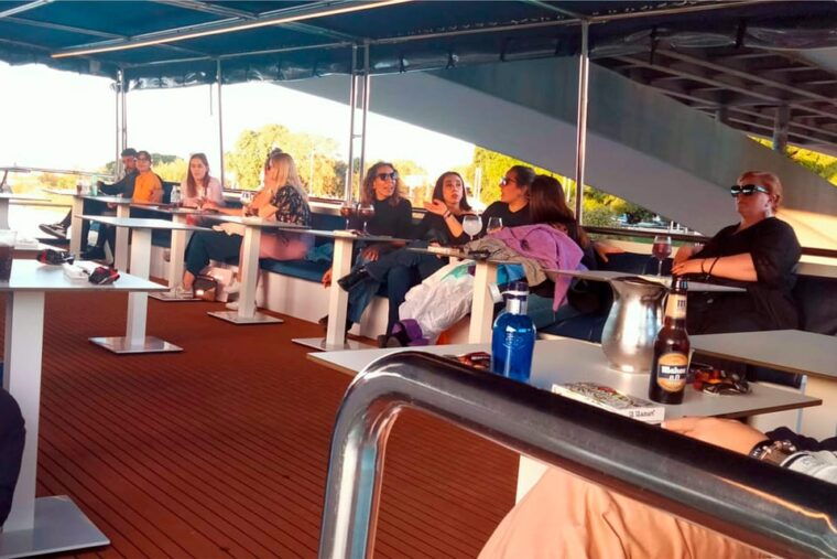 seville-restaurant-boat-ride-on-the-guadalquivir-river-with-lunch-dinner
