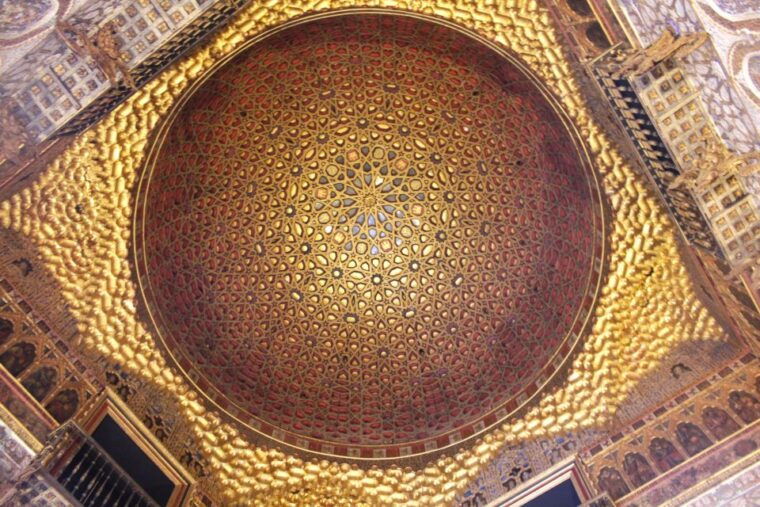 seville-royal-alcazar-cathedral-and-giralda-tower-tour