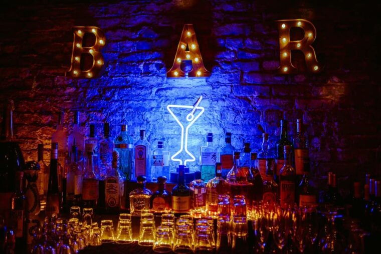 sf-pub-crawl-and-clubbing-experience