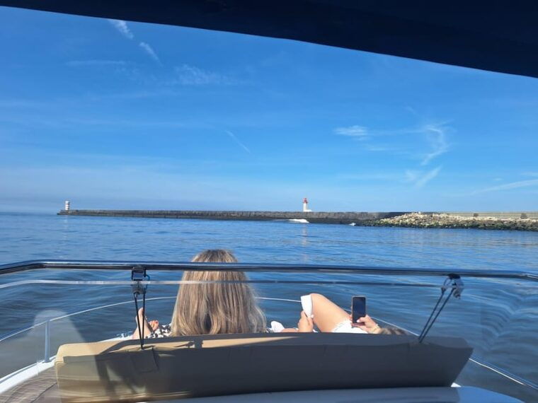 six-bridges-private-boat-cruise-in-porto