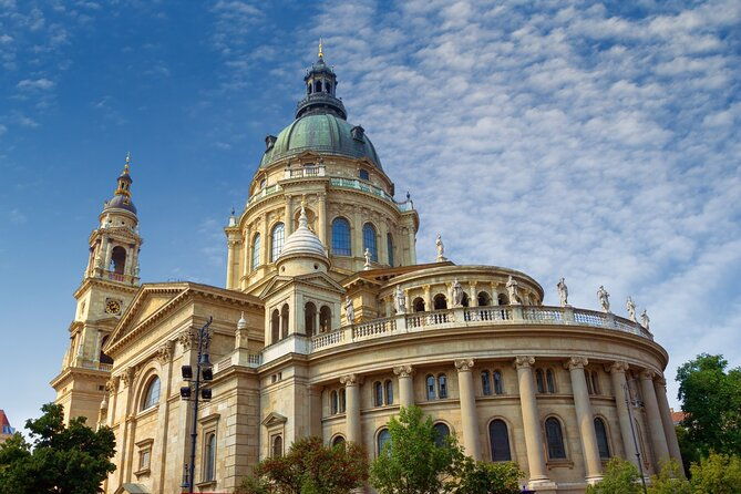 skip-the-line-st-stephen-basilica-budapest-old-town-tour