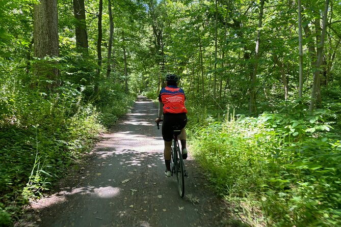 small-group-bike-tours-from-chicago-to-lake-geneva