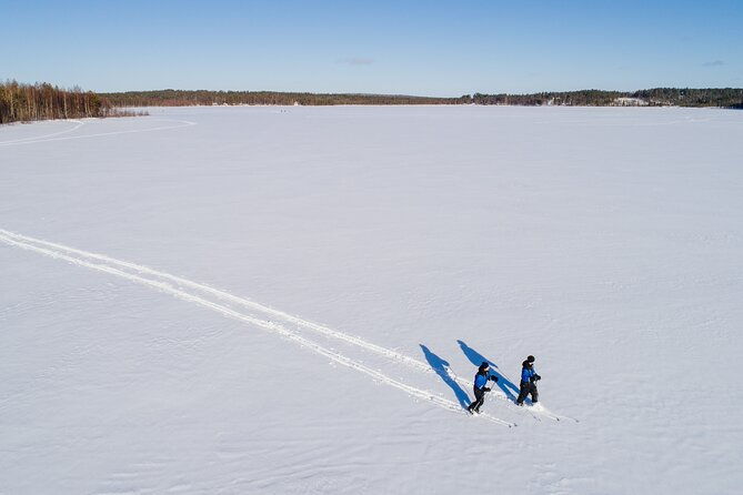 snowshoe-walk-to-the-arctic-nature-apukka-resort-rovaniemi