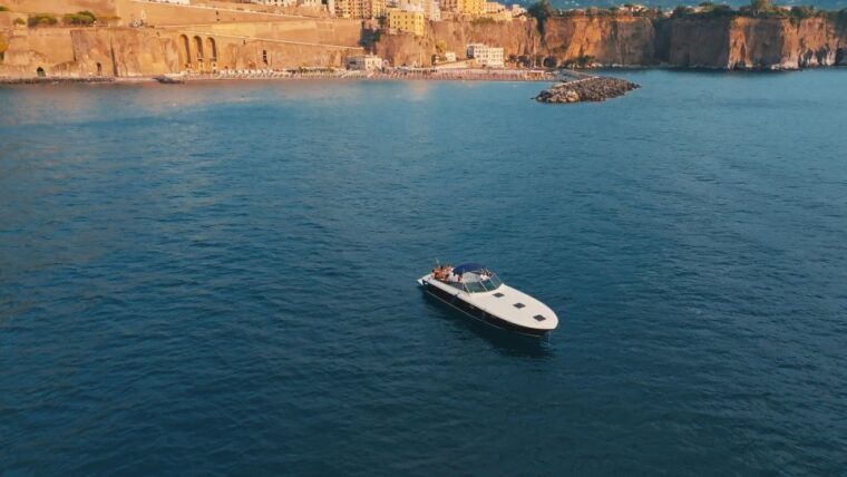 sorrento-sunset-private-boat-tour-free-bar-and-apetizer