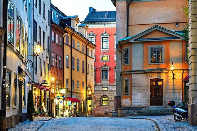 stockholm-tour-drottningholm-palace-by-vip-car-private-guide