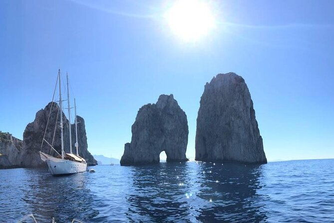 sunset-at-faraglioni-rocks-unforgettable-overnight-stay-capri