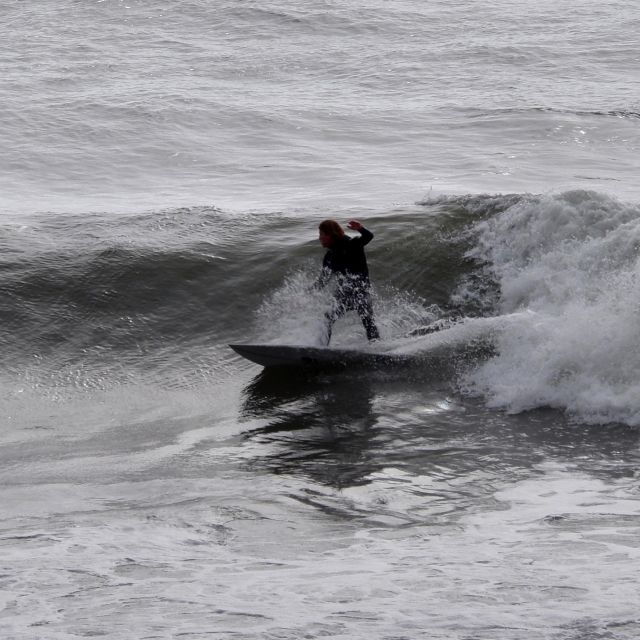 surf-the-world-surf-reserve-of-ericeira-with-a-new-friend