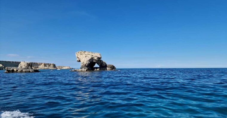 syracuse-ortigia-sea-caves-pillirina-fishing-experience