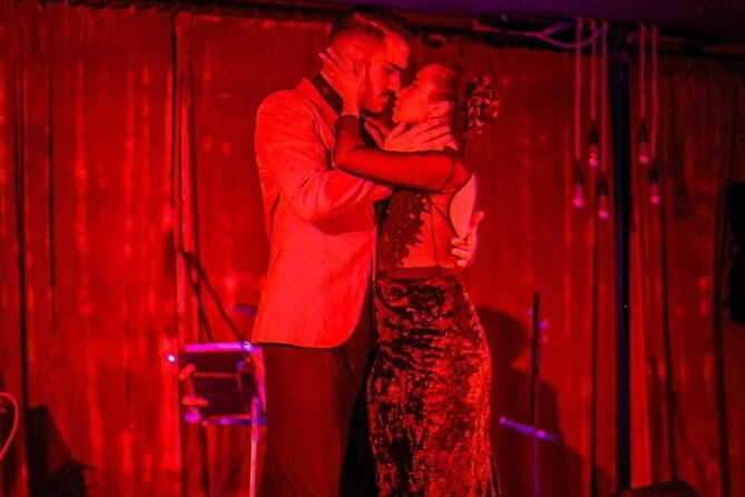 tango-wine-and-dine-night-experience-in-mendoza