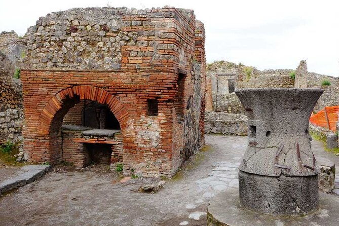 the-beautiful-pompeii-two-hour-tour-to-discover-the-hidden-places-of-the-city