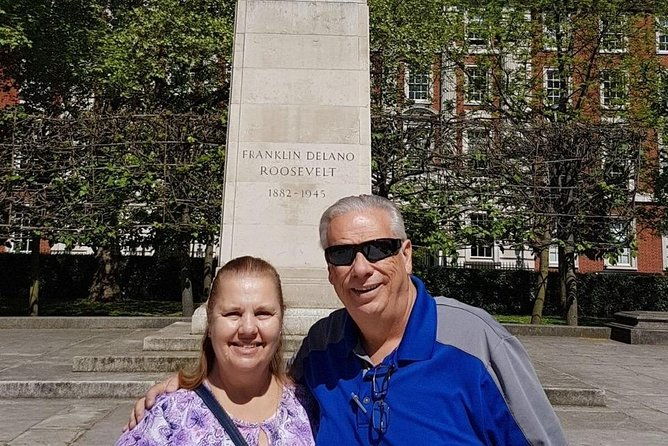 the-darkest-hour-private-half-day-black-cab-tour-in-london