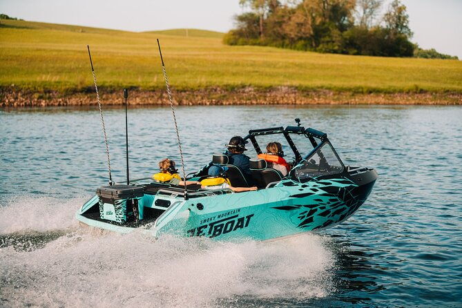 the-ultimate-jet-boat-adventure-in-smoky-mountains