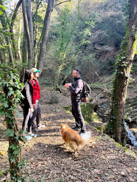 tuscany-hiking-in-leonardo-da-vincis-land-lunch-wine